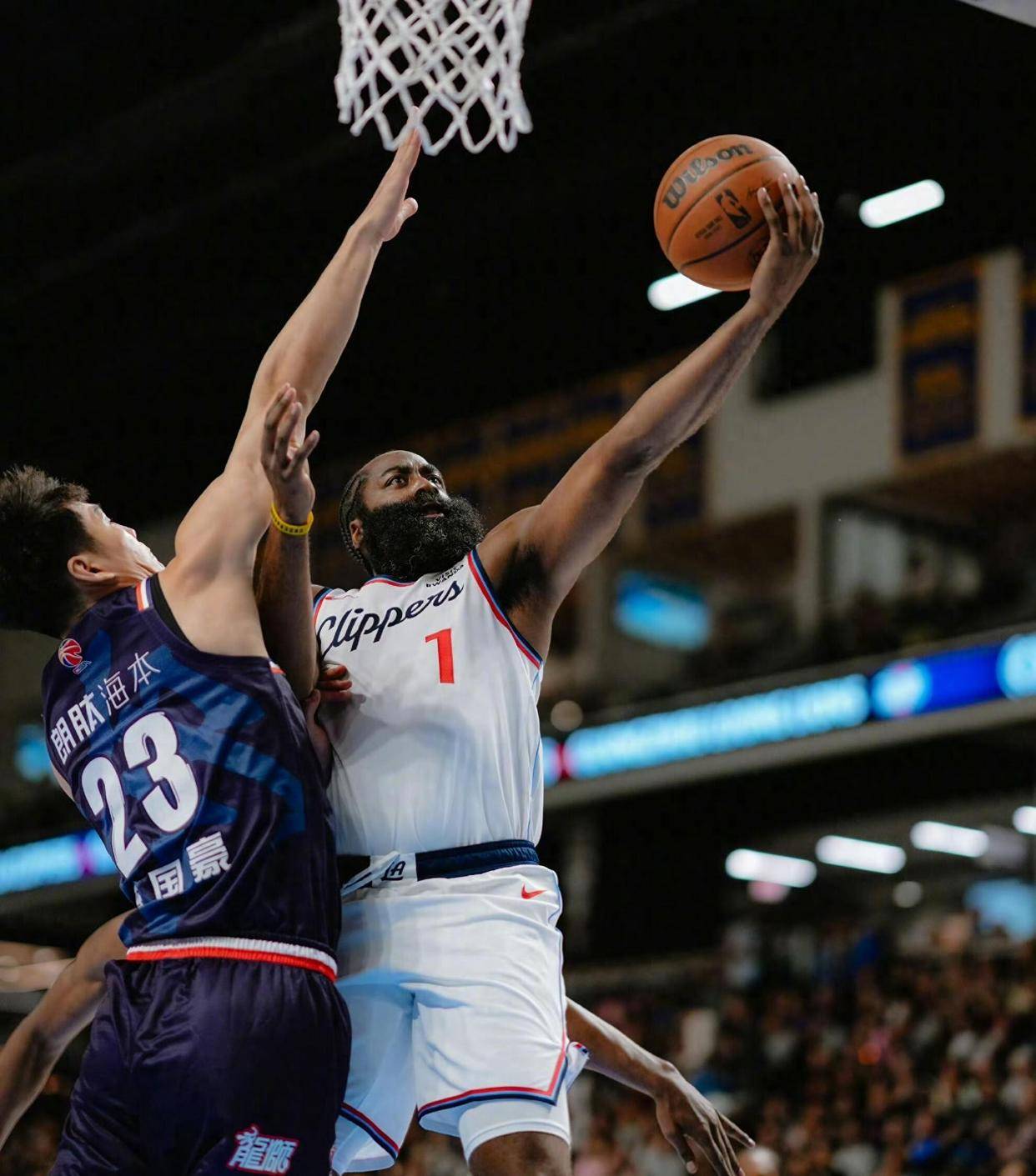 九游体育入口-NBA季后赛今夜走向成谜，广州队战术微调，媒体盛赞，阵容厚度经受考验(垂直打击在线20集免费观看)